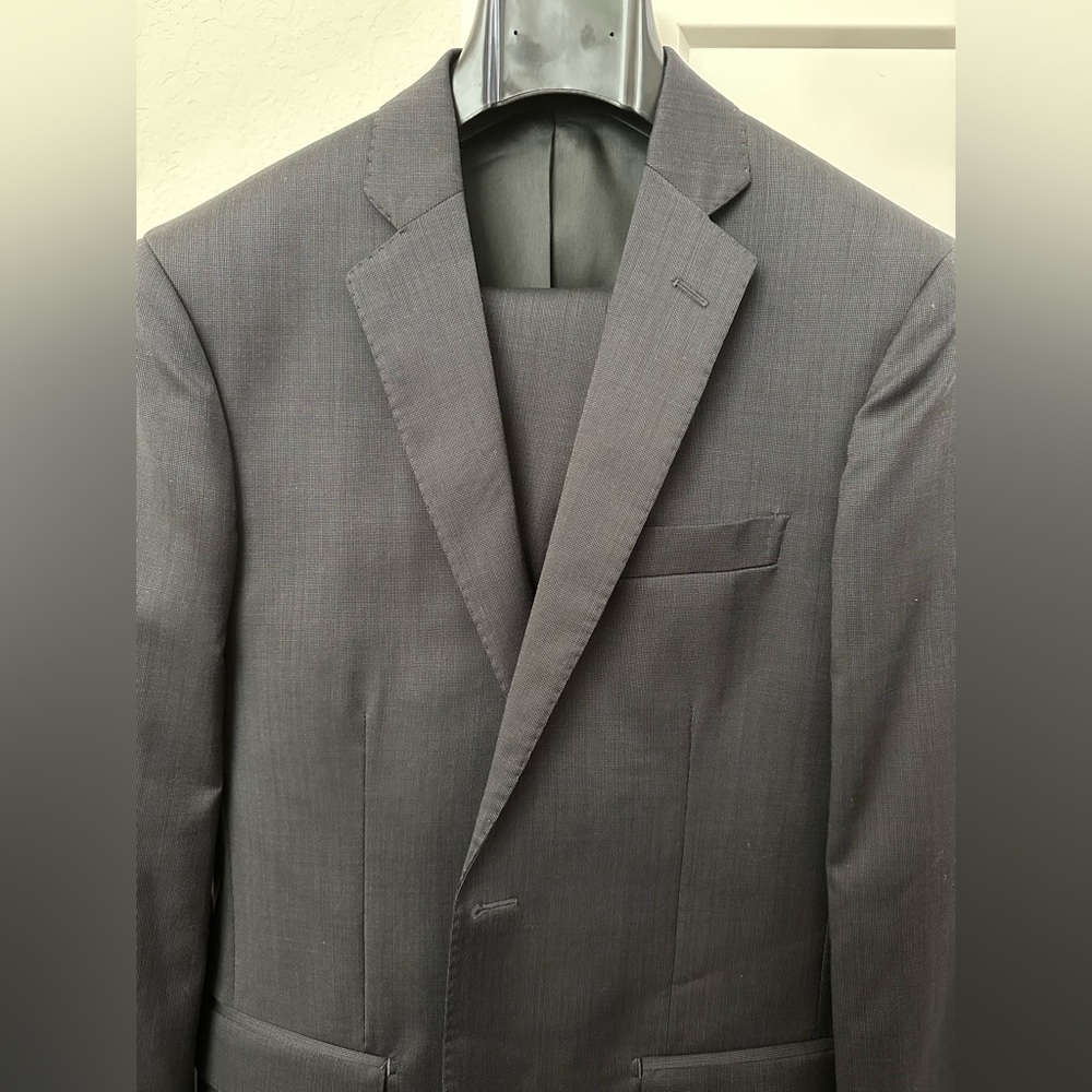 Men’s dark grey Italian suit